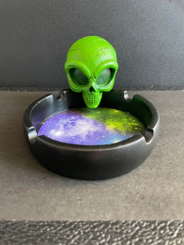 Angry Space Alien Ashtray | 4"